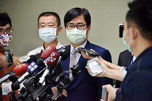 快訊》高雄市開第一槍 加碼宣布高中以下學生可請假不到校