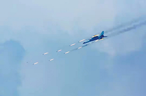 抗議美韓聯合聲明? 解放軍機南海實彈演練 發射炸彈、火箭數千枚示威