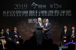 謝金河：防疫四級經濟恐躺平 喊封城者在盤算什麼