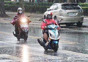 低壓環境不穩定 今日留意短暫陣雨！氣象專家：中南部影響大