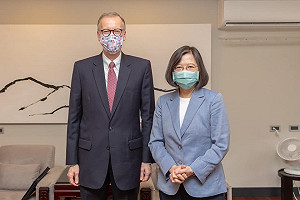 酈英傑即將卸任返美 蔡英文接見感謝對台美關係的貢獻