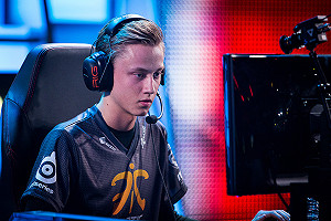 《英雄聯盟》Rekkles跳槽G2卻無緣世界賽 遭Schalke 04揶揄是「內鬼」