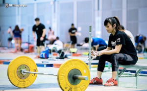 首度征戰奧運  鄒族方莞靈奪女子舉重第4名　立委大讚「與有榮焉！」