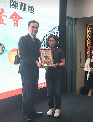 陳葦綾事隔10年遞補奧運金牌 鄭運鵬：我們有好多奧運國民兒女