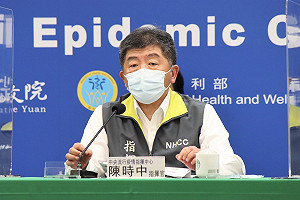 為開學做好準備 陳時中「目前不傾向對學生普篩」