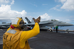拜登猶豫不決將給中國藉口侵台 波頓籲 「保衛台灣」為首要方向