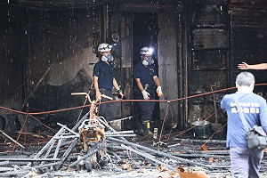 城中城惡火奪46人命 徐國勇捐1個月所得
