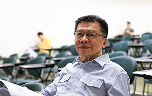 沈富雄突摔重傷「鼻樑血流不止」！揭原因無奈嘆：我真的老了