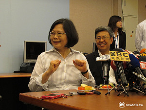就職什麼最不習慣？ 小英自嘲：見外賓要唸稿
