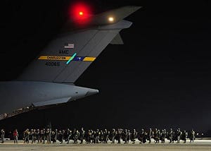 武器大放送 美方密集軍援! 重型運輸機接連抵波蘭 一天至少降落6架