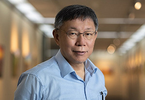 讀者投書》解讀柯文哲現象 以「快篩陽就給藥」事件為例