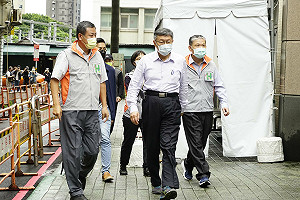 中央要求北市加開3篩檢站 柯文哲怒嗆：不要亂下命令！
