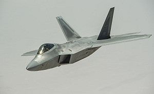 隱形戰機大比拚！美F-22、F-35對陣中殲-20和蘇-57 它排第一