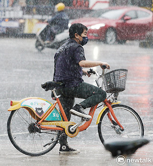 今起防午後大雷雨！專家公布下波「滯留鋒面」襲台時間