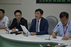 羽協年收入「上億」  綠委批：一筆爛帳