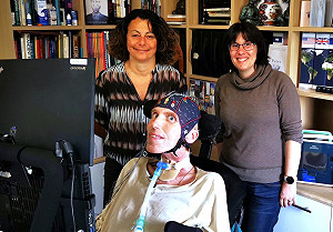 與漸凍症對抗5年 英國科學家「半人半機械」的「彼得2.0」過世