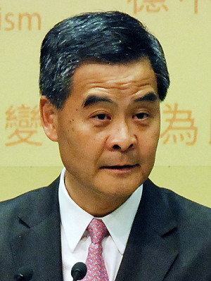 梁振英稱香港「一國兩制」是台灣好榜樣 台灣基進批：中共招降的荒謬鬼話