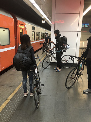 振興鐵道觀光！加碼推火車＋鐵馬旅行 台鐵：專用車廂9月上線