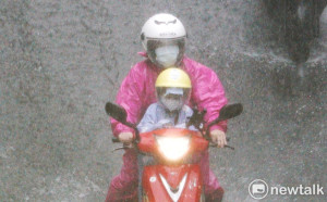 輕颱桑達路徑出爐！專家：今起季風環流大雨連炸7天