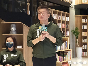 吳建忠觀點》年底就給中共顏色瞧瞧！票投「台獨頑固份子」唯一參選的蔡其昌