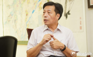 鄭寶清參選桃園市長遭罵「背骨」 游盈隆：當年賴清德登記2019年總統初選也被罵