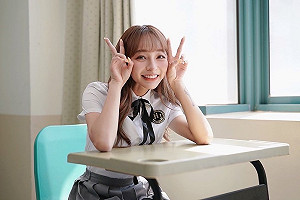 林襄化身學生妹喊「認清自己不足」！網湧入打氣：妳很努力