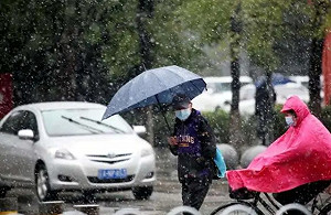 一天內跨季! 中國多地斷崖式降溫、降雪 網:彷彿是從夏到冬
