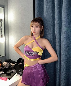 魔獸週六首戰！電豹女新人「草莓」球場首演：興奮又緊張