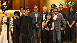 金馬59/壓軸大獎！《一家子兒咕咕叫》殺出重圍獲最佳劇情片