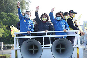 連續謝票兩天 黃敏惠：明天上班為嘉市拚經濟