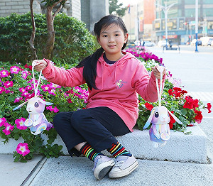 嘉市呆萌「星光兔」小提燈 2/1起連3日限量發送