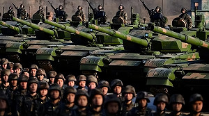 中共大幅擴增軍費 美對中共委員會主席：習近平對入侵台灣極其認真！