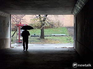 出門記得帶傘！東半部嚴防雷陣雨及高溫中暑
