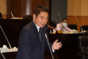 郭台銘拋「一縣市一核電廠」鍾東錦：沒必要！苗栗有通霄發電廠