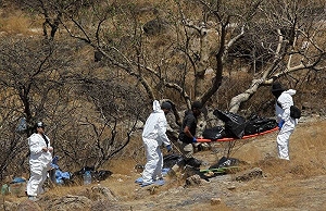 都是屍塊！搜尋7失蹤者 墨西哥警方在峽谷發現45袋「人類遺骸」