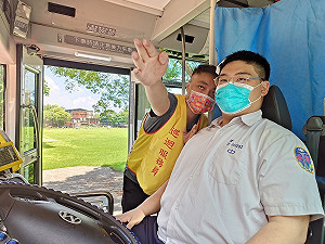新北蘆洲監理站交通安全駛進校園