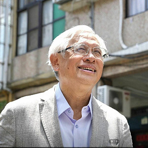 嘆「中華民國（台灣）」是奇特國名 他宣示進立院推「台灣」正名