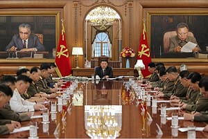怪颱「卡努」直撲北韓 官媒竟指示：民眾首要任務是保護好領導人肖像