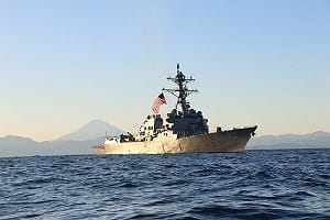 美軍「霍華德號」驅逐艦印尼「軟擱淺」 日裔艦長遭解職