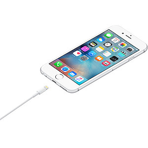iPhone怎麼充電才正確？蘋果曝這1行為「暴露在死亡或傷害的風險」