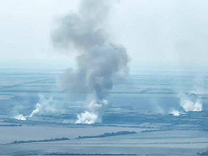 (影) 烏軍砲轟韋爾博韋 扎波羅熱烏俄對峙 俄軍T-72彈藥殉爆