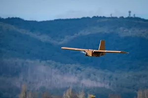 便宜「紙飛機」打的俄軍哇哇叫! 烏無人機頻炸俄機場 俄損失慘重