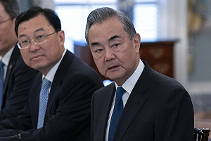 王毅背後有「沉默大老」? 遭2「監軍」夾擊 劉建超也「消失」2週....
