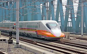 2026台灣燈會在嘉義！高鐵加開38班列車 2/12開放訂票