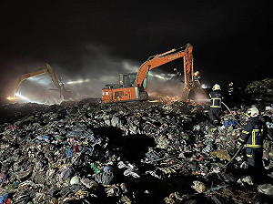 澎湖首位首長夜宿垃圾場！ 陳光復苦民所苦 展現處理垃圾決心