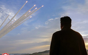 北韓今10連發短程彈道導彈  飛320公里落朝鮮半島東岸外海