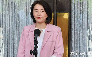 民眾只是留言放眨眼符號... 王鴻薇竟嗆人「吸洋流」面部神經失調