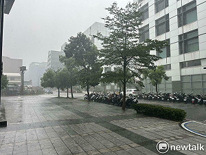 低壓逼近！午後雷陣雨轟台北 氣象專家：下週雨量更廣