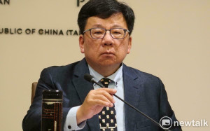 公器私用!  公務車接送愛犬風波延燒　李俊俋請辭監察院秘書長