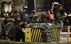 國家團結月將登場！漢光演習首度「軍民」整合 大賣場進行避難演練 